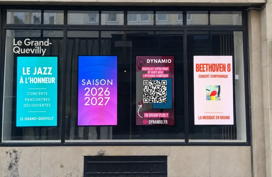 Quatre écrans vitrine verticaux au Grand-Quevilly : le jazz à l'honneur, la saison 2026-2027, un écran DYNAMIO et Beethoven 8